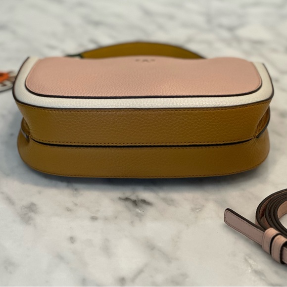 Tory McGraw Toucan Bag — leather, rare, and so cute!! - Picture 9 of 14